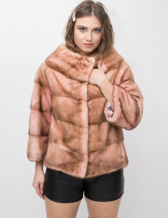 cosmos-furs-2021-natural-female-skins-top