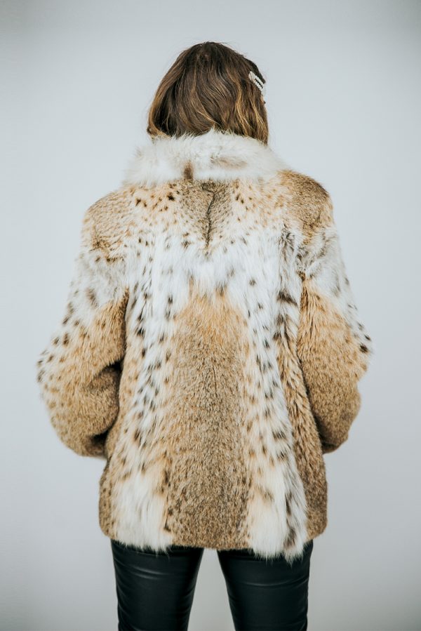 cosmos-furs-2021-natural-female-skins-top